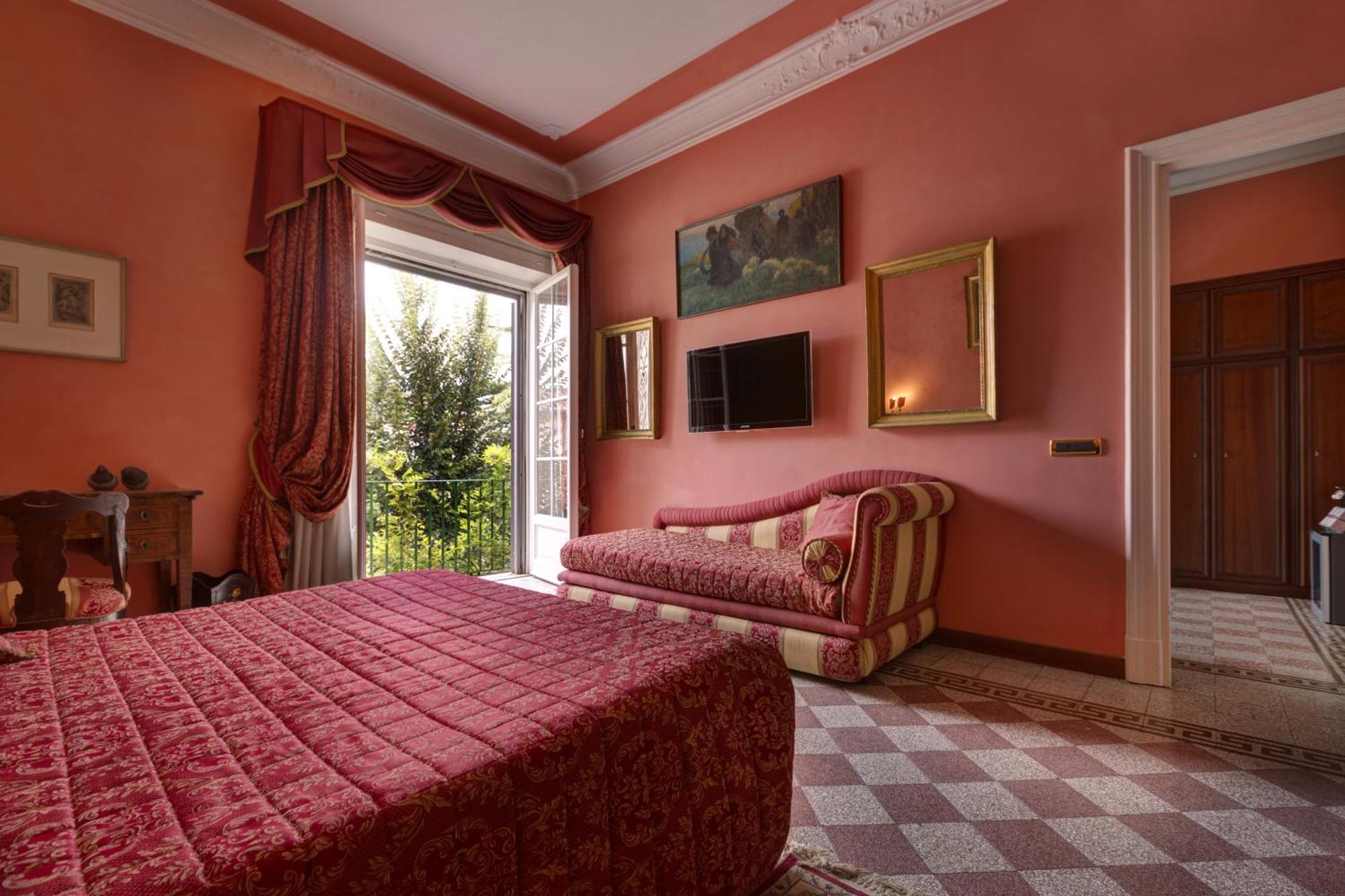 Episcopo Lipinsky Luxury Suites Рим Екстериор снимка